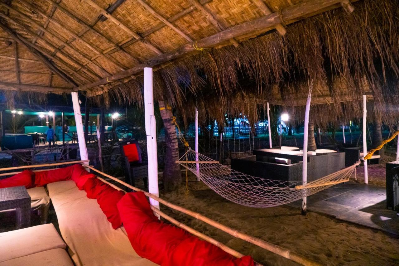 Village Susegat Beach Resort Morjim Exterior foto