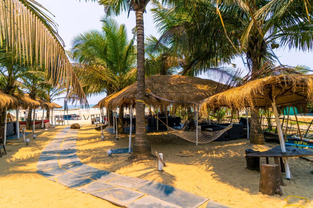 Village Susegat Beach Resort Morjim Exterior foto