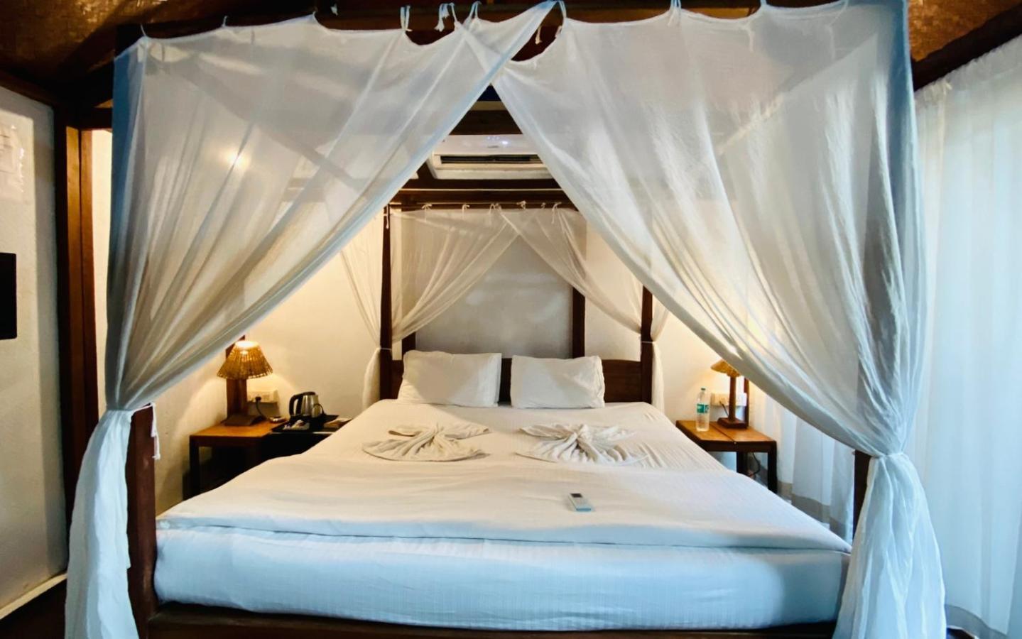 Village Susegat Beach Resort Morjim Exterior foto
